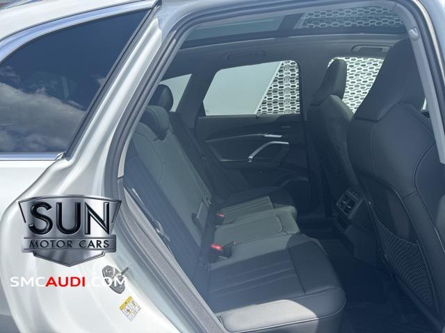 new 2025 Audi Q5 car, priced at $61,965
