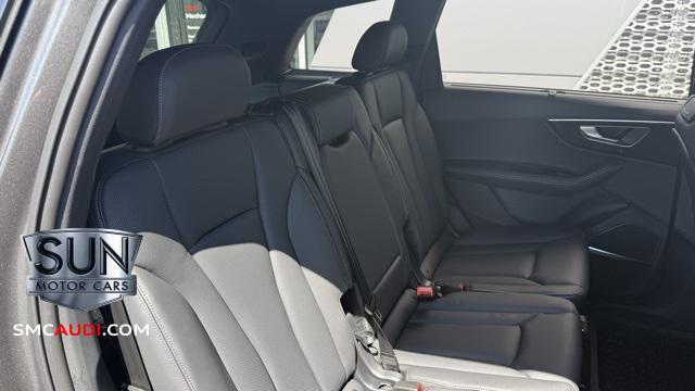 new 2025 Audi Q7 car, priced at $72,440