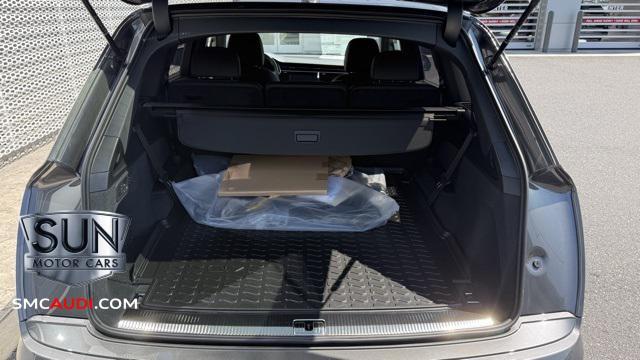 new 2025 Audi Q7 car, priced at $72,440