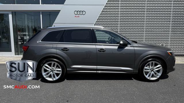 new 2025 Audi Q7 car, priced at $72,440