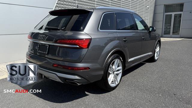 new 2025 Audi Q7 car, priced at $72,440