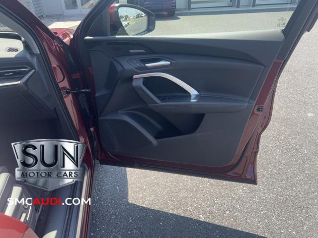 new 2025 Audi Q5 car, priced at $64,380