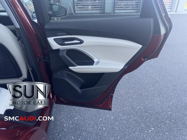 new 2025 Audi Q5 car, priced at $59,680