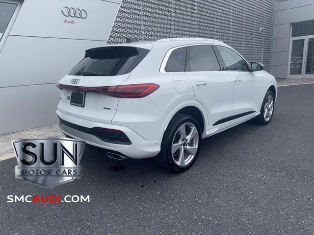 new 2025 Audi Q5 car, priced at $61,390