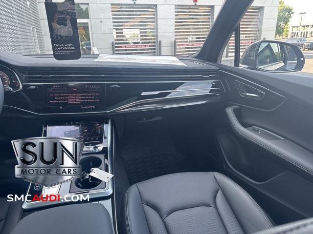 new 2025 Audi Q7 car, priced at $72,350