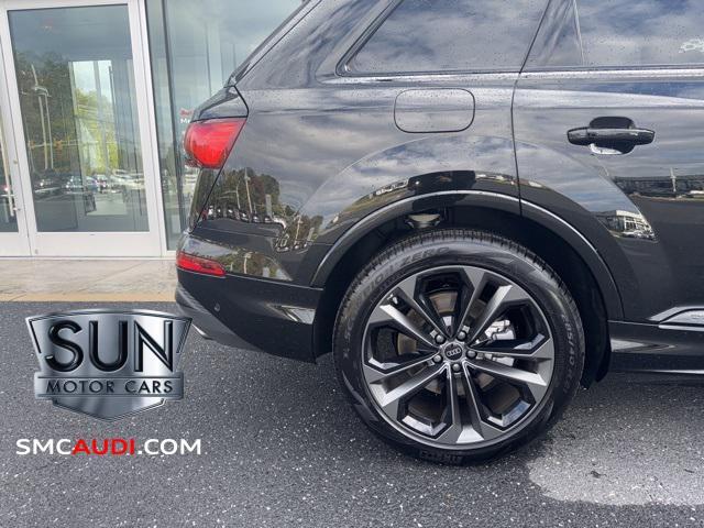 new 2025 Audi Q7 car, priced at $73,450