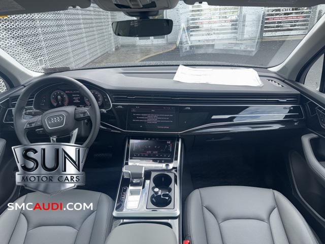 new 2025 Audi Q7 car, priced at $73,450
