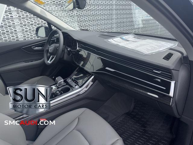 new 2025 Audi Q7 car, priced at $73,450
