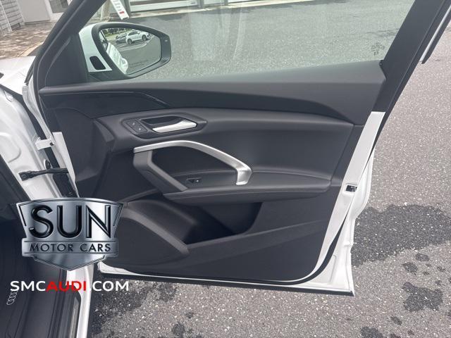 new 2025 Audi Q5 car, priced at $52,988