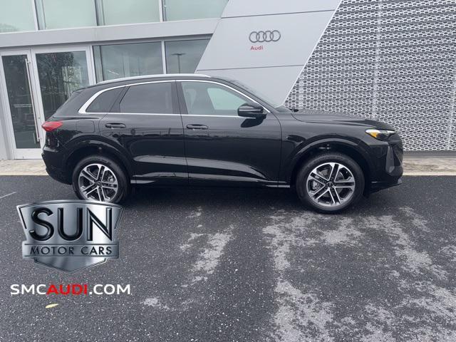 new 2025 Audi Q5 car, priced at $61,280