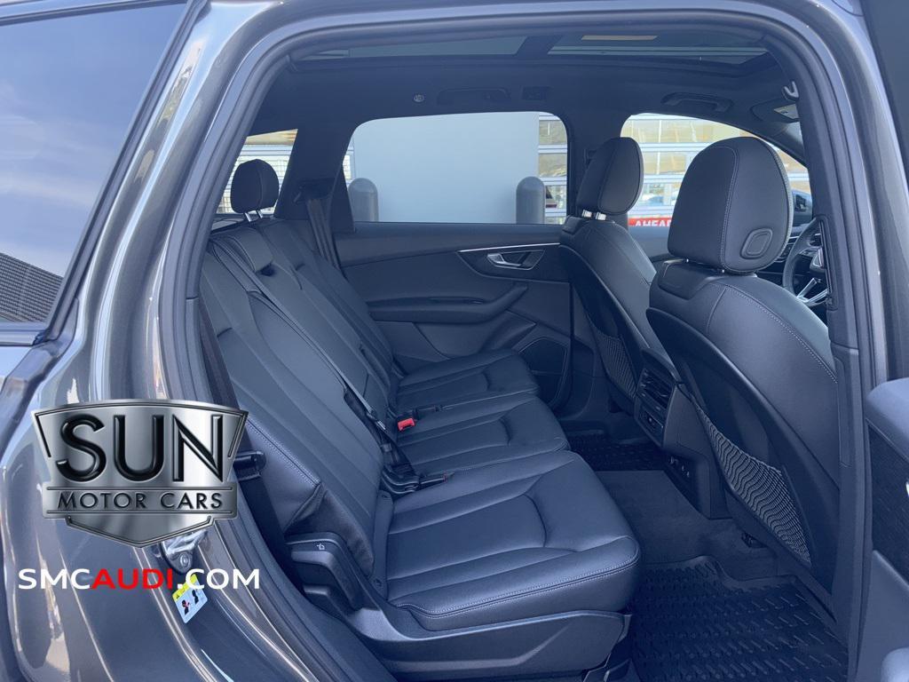 new 2026 Audi Q7 car, priced at $68,445