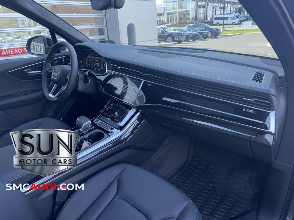 new 2026 Audi Q7 car, priced at $68,445