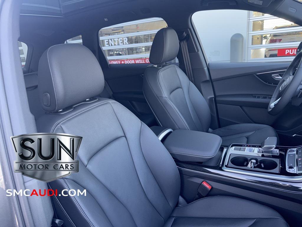 new 2026 Audi Q7 car, priced at $68,445
