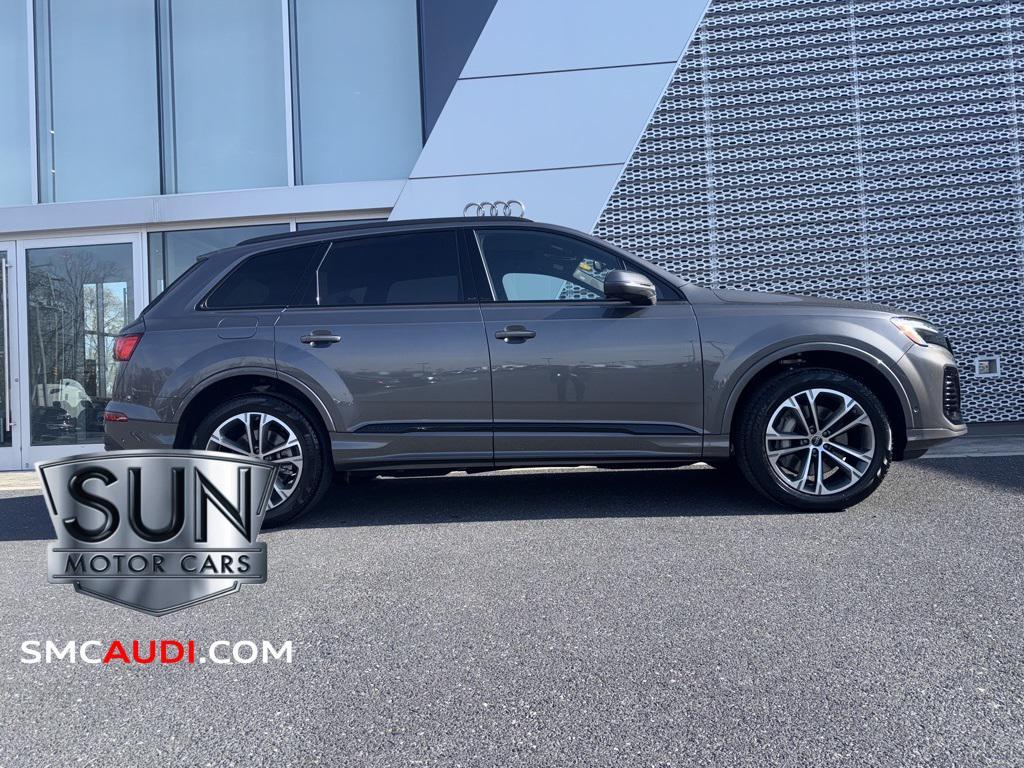 new 2026 Audi Q7 car, priced at $68,445