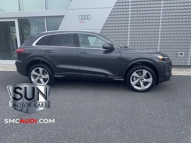 new 2025 Audi Q5 car, priced at $62,080