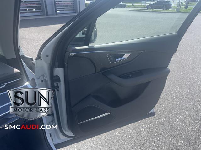 used 2022 Audi Q7 car, priced at $41,000