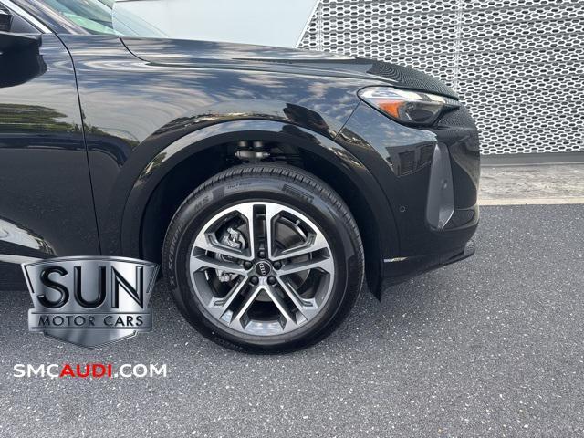 new 2025 Audi Q5 car, priced at $58,100