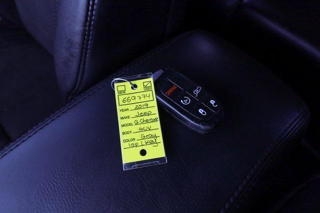 used 2019 Jeep Grand Cherokee car, priced at $17,888