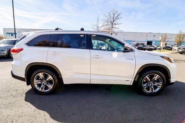 used 2019 Toyota Highlander Hybrid car, priced at $27,645