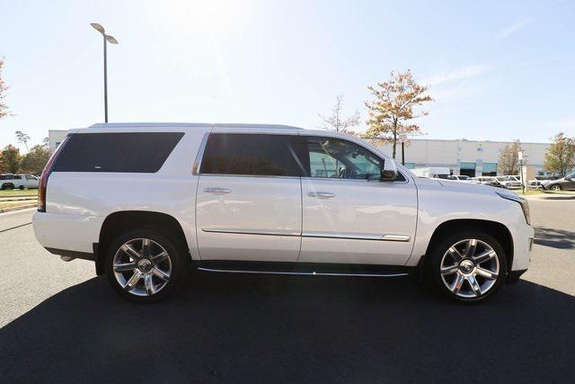 used 2020 Cadillac Escalade ESV car, priced at $38,795