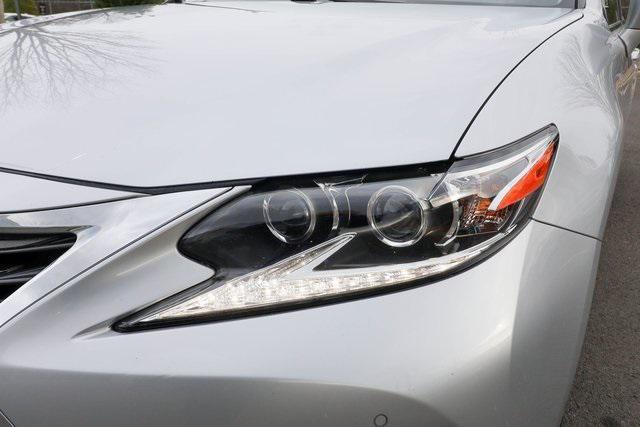 used 2016 Lexus ES 300h car, priced at $15,607