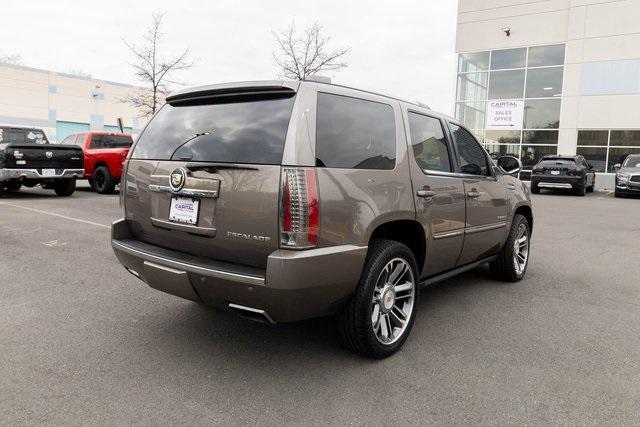 used 2012 Cadillac Escalade car, priced at $12,795