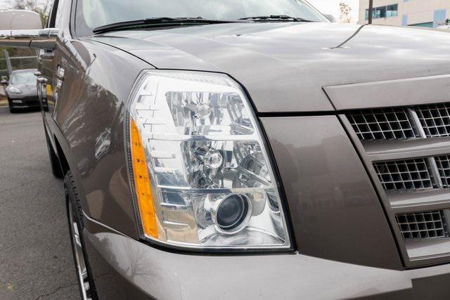 used 2012 Cadillac Escalade car, priced at $12,795