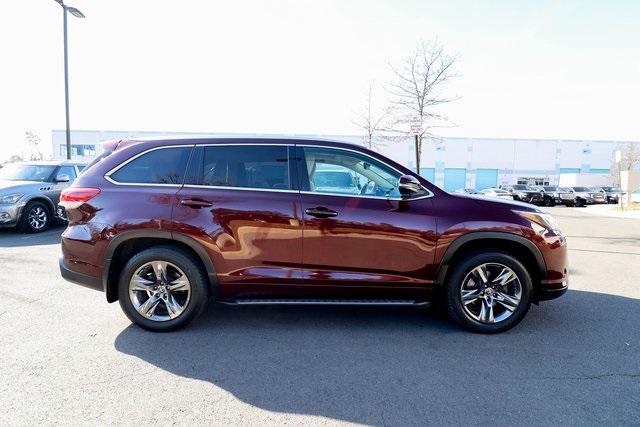 used 2017 Toyota Highlander car, priced at $21,771