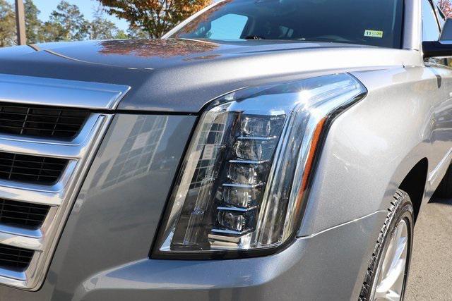 used 2019 Cadillac Escalade ESV car, priced at $35,844