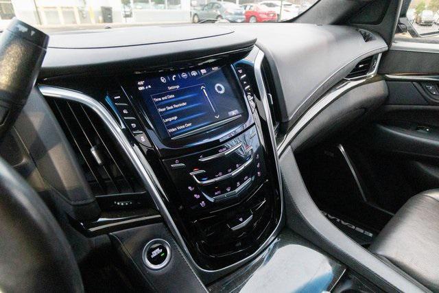 used 2018 Cadillac Escalade ESV car, priced at $36,595