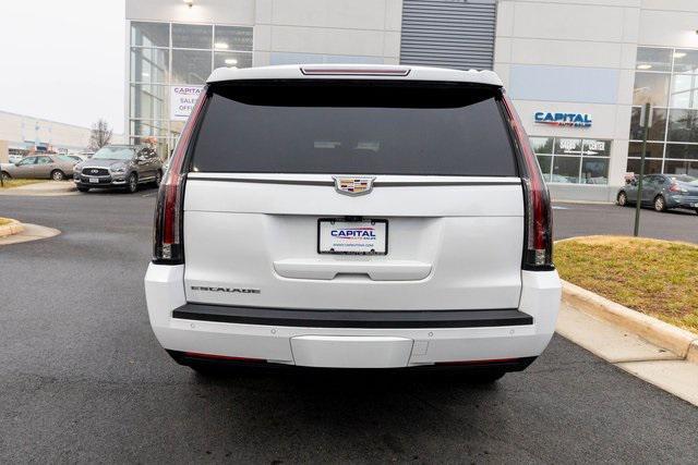 used 2018 Cadillac Escalade ESV car, priced at $36,595