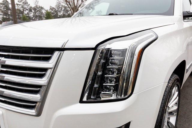 used 2018 Cadillac Escalade ESV car, priced at $36,595