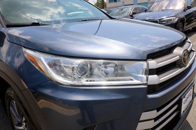 used 2018 Toyota Highlander car, priced at $20,995