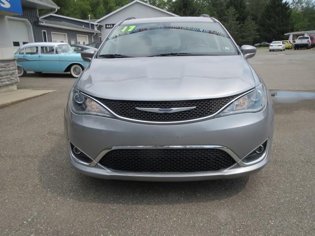 used 2017 Chrysler Pacifica car, priced at $11,450