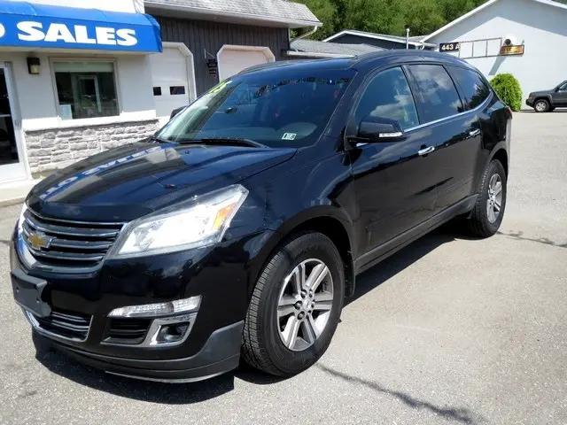 used 2015 Chevrolet Traverse car, priced at $9,200