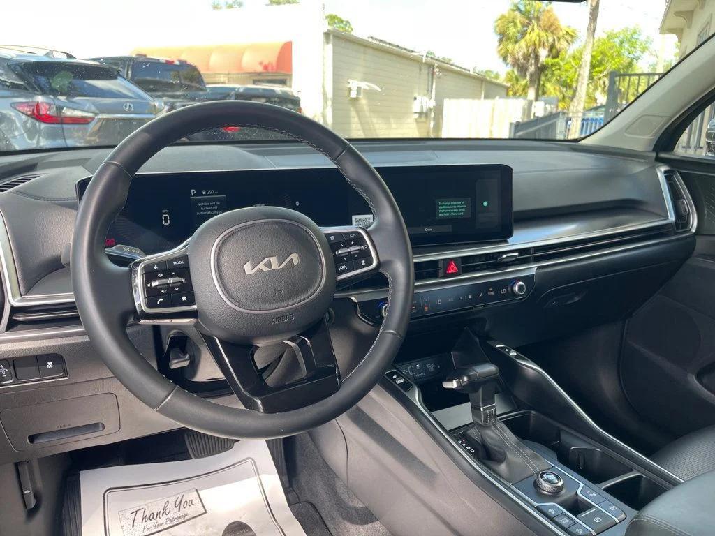 used 2024 Kia Sorento car, priced at $29,885