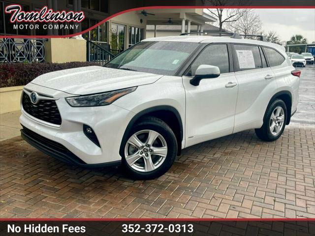 used 2023 Toyota Highlander Hybrid car, priced at $38,985