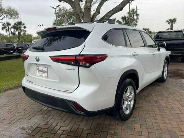 used 2023 Toyota Highlander Hybrid car, priced at $38,985