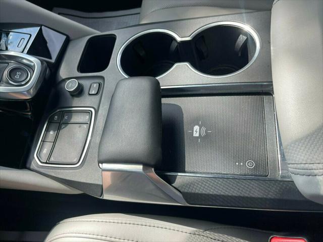 used 2022 Acura MDX car, priced at $39,985