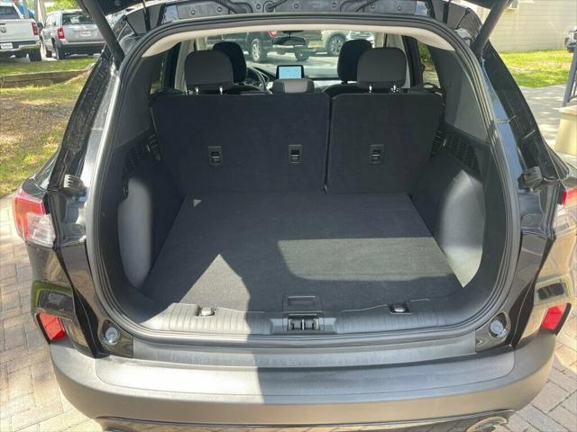 used 2022 Ford Escape car, priced at $23,985