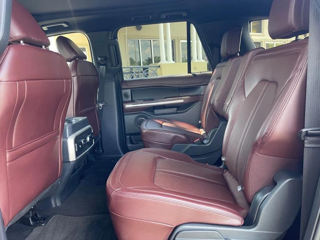 used 2024 Ford Expedition car, priced at $54,985