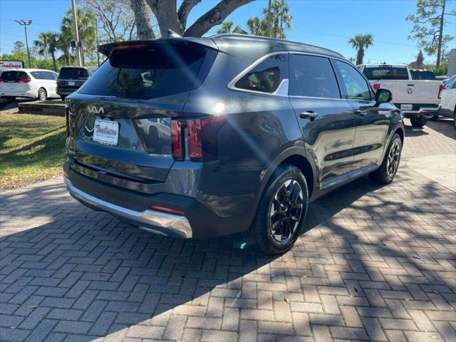 used 2024 Kia Sorento car, priced at $31,585