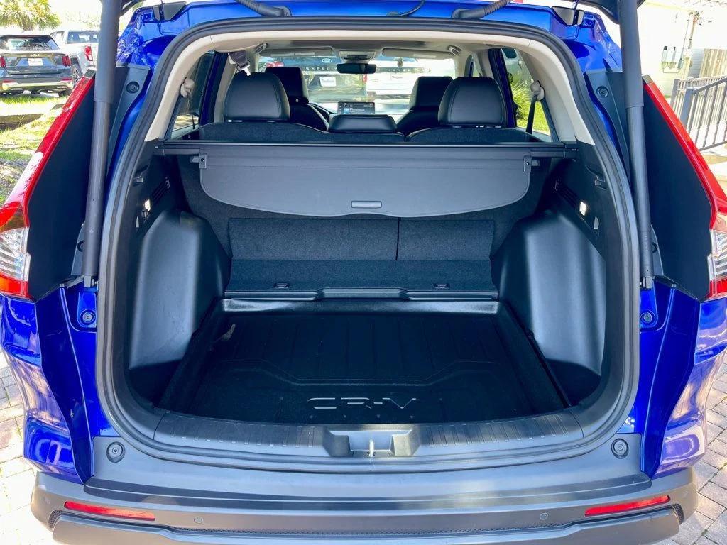 used 2023 Honda CR-V car, priced at $31,685
