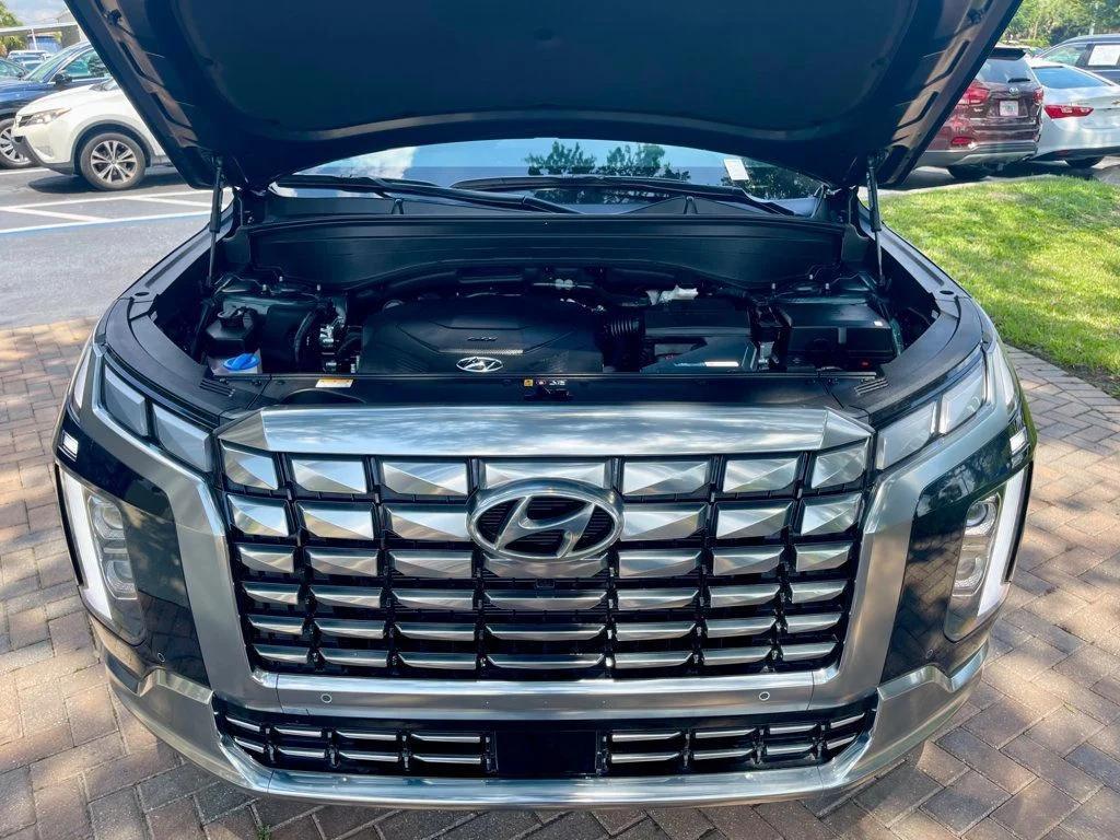 used 2025 Hyundai Palisade car, priced at $47,985
