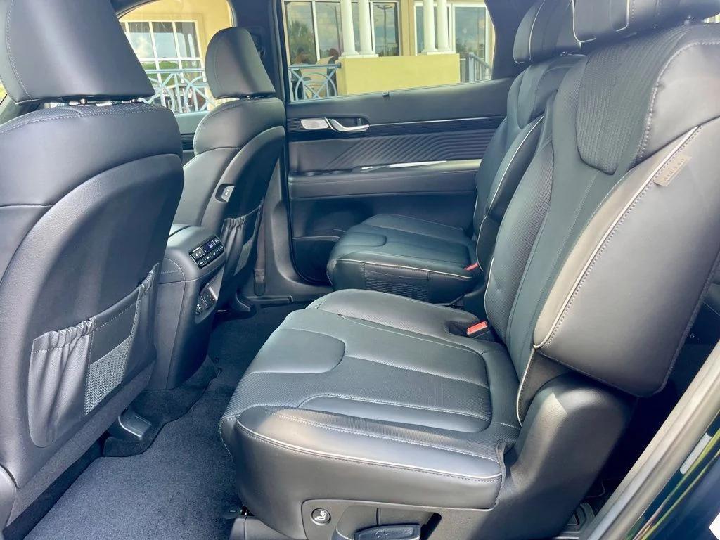 used 2025 Hyundai Palisade car, priced at $47,985