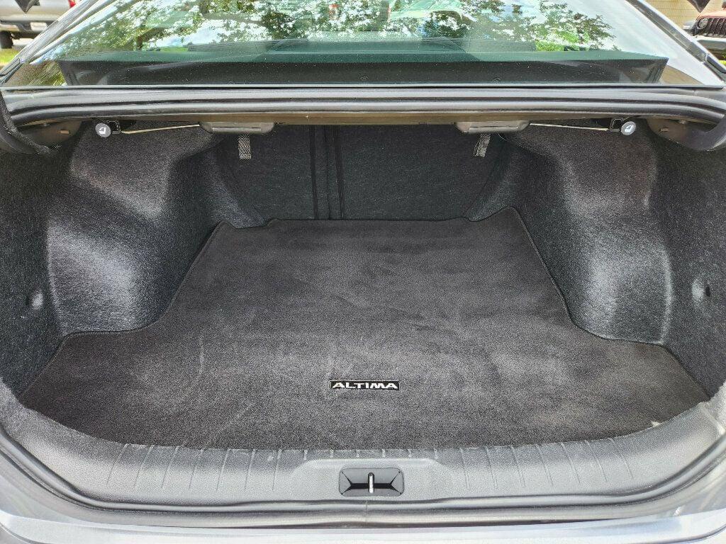 used 2024 Nissan Altima car, priced at $20,985