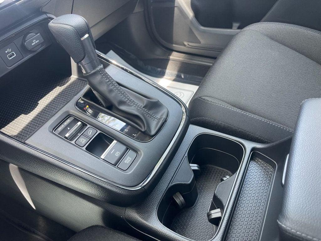 used 2025 Honda CR-V car, priced at $28,785