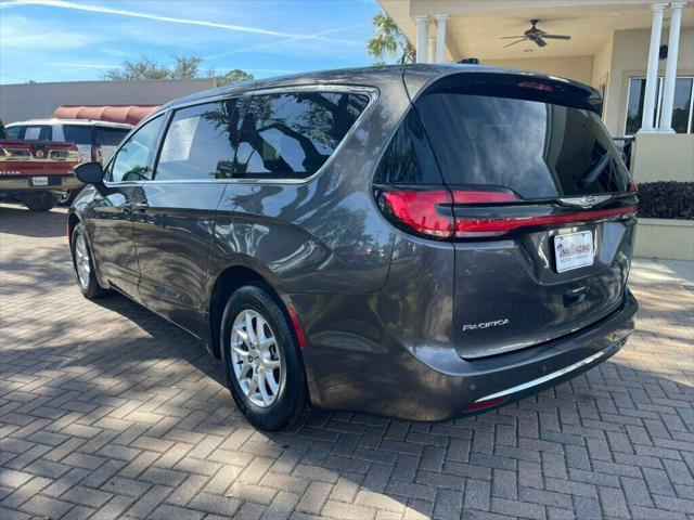 used 2023 Chrysler Pacifica car, priced at $24,250