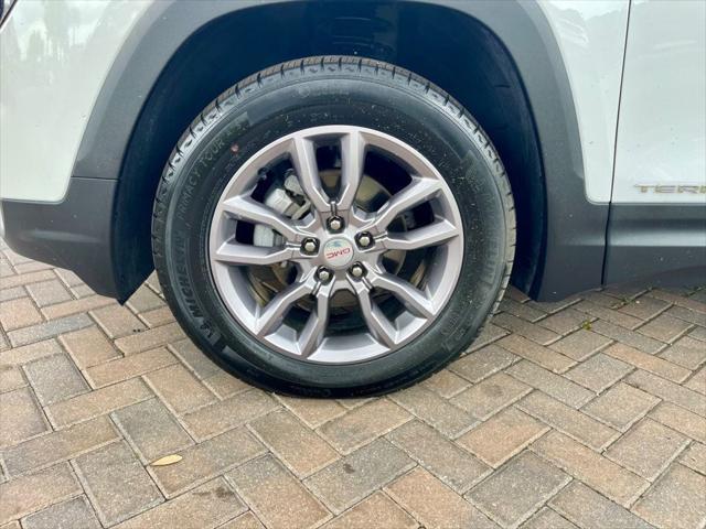 used 2023 GMC Terrain car, priced at $24,985