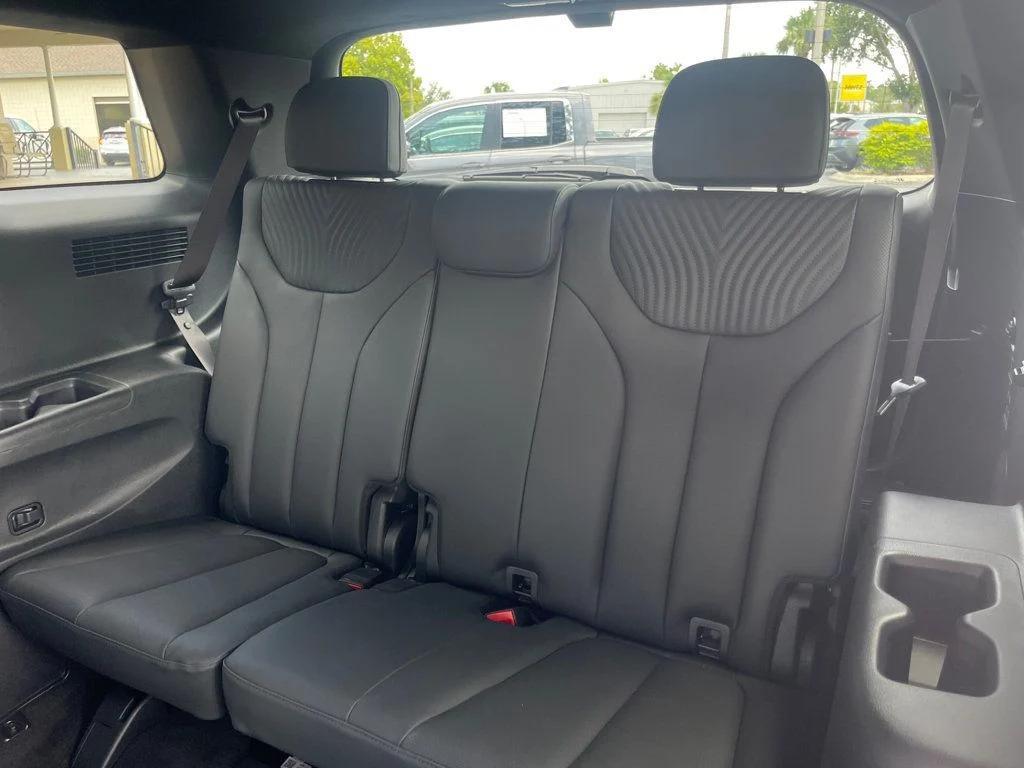 used 2024 Hyundai Palisade car, priced at $45,985